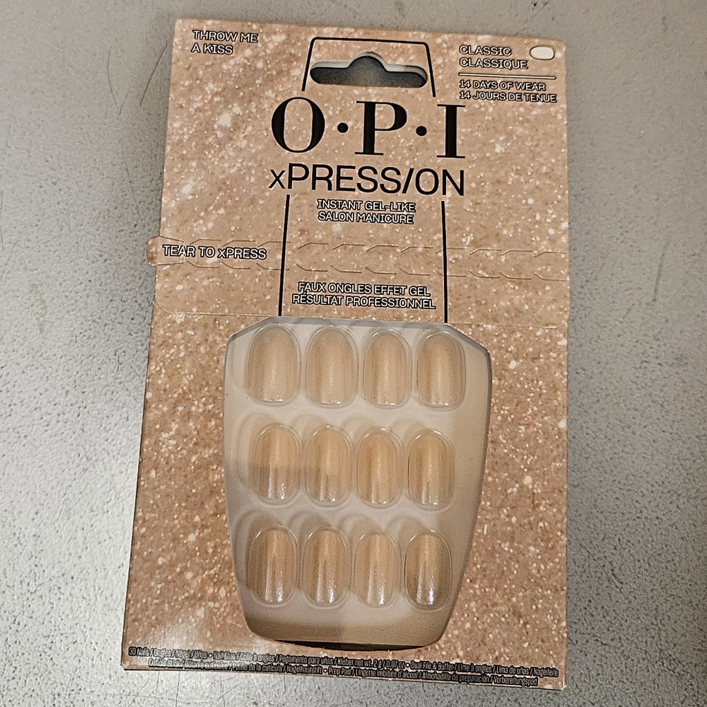 OPI Salon The Go Press-On Nails